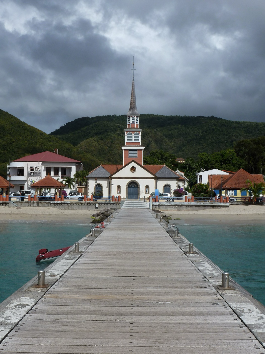Église Saint-Henri on the waterfront at Les Anses-d'Arlet